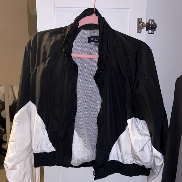 Fashion Nova Jackets & Blazers - Fashion nova Cardio Jacket. Never worn. Size M.